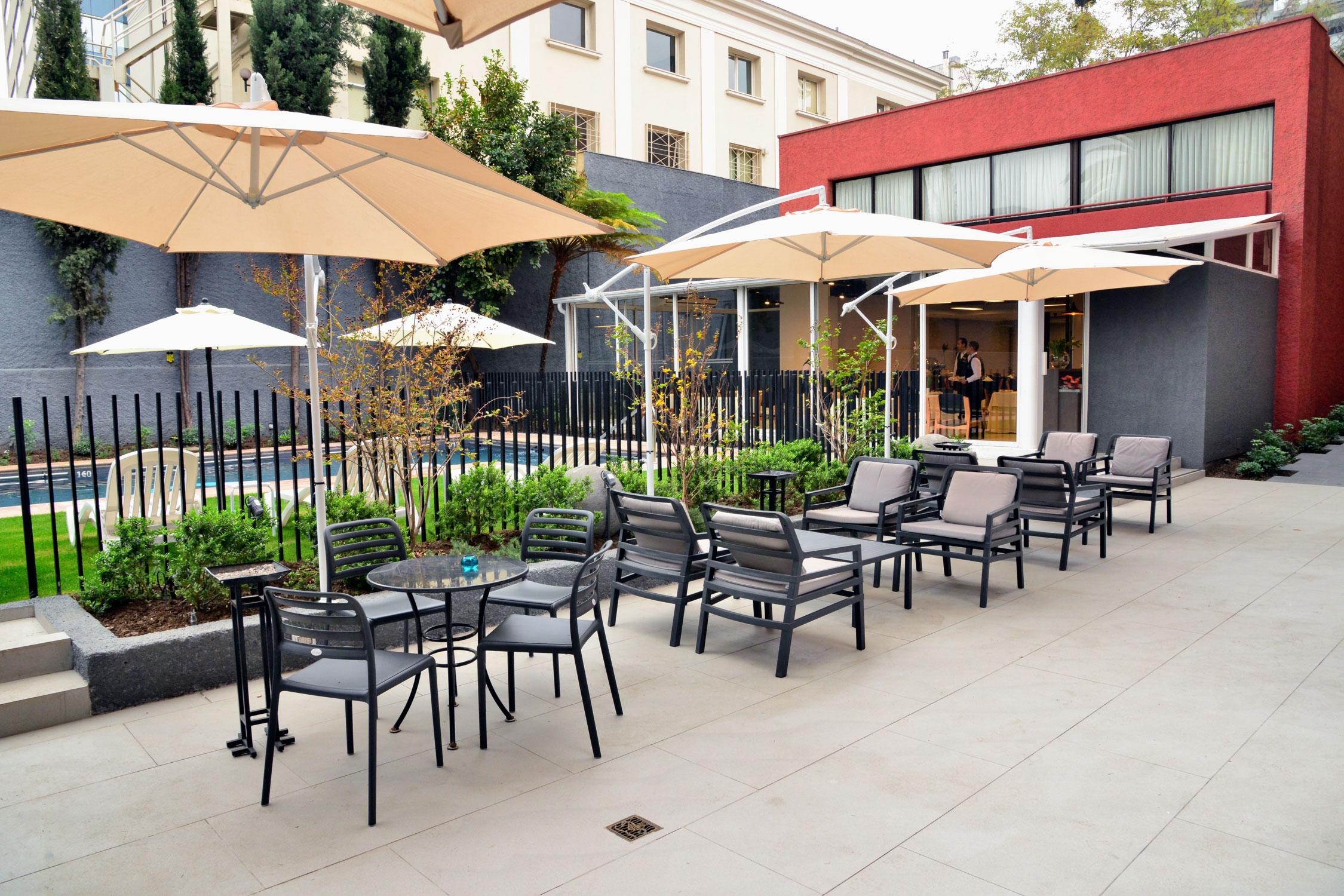 Panamericana Hotel Providencia Сантяго Екстериор снимка